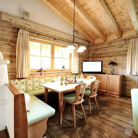 Holiday park Luxury Wiesenruh 4*